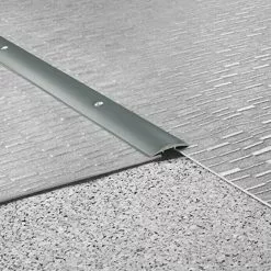 BAUHAUS LOGOCLIC Übergangsprofil Grau, 1 M X 30 Mm X 4,5 Mm, Montageart: Schrauben